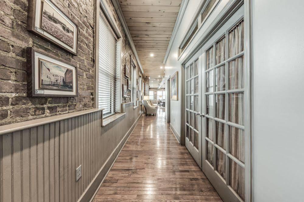 Cook Loft Hotel น็อกซ์วิลล์ ภายนอก รูปภาพ